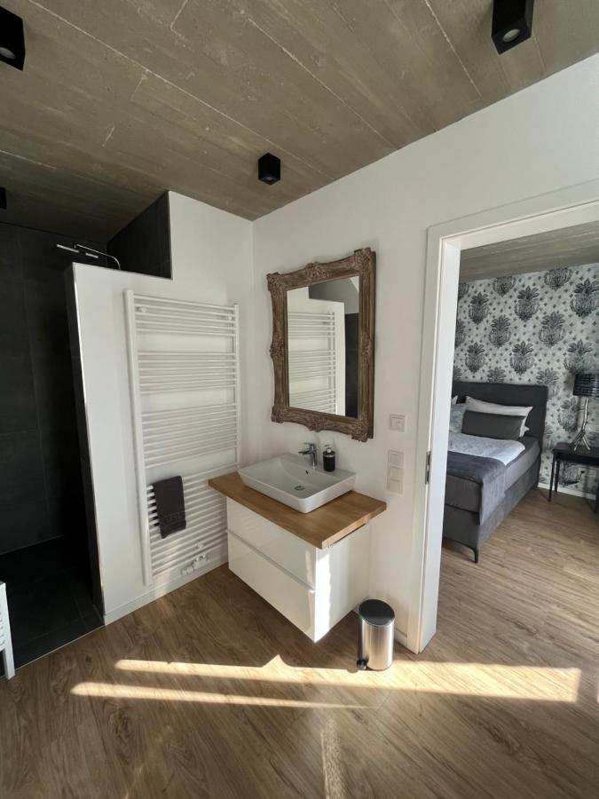 Bee Home - Urlaubs Und Business Loft Kevelaer Bagian luar foto